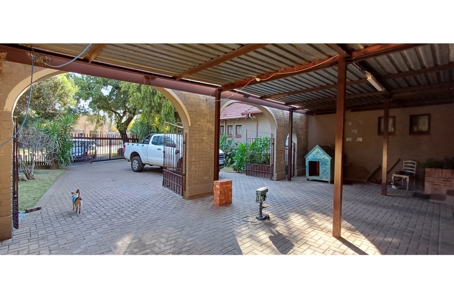 4 Bedroom Property for Sale in Doorn Free State